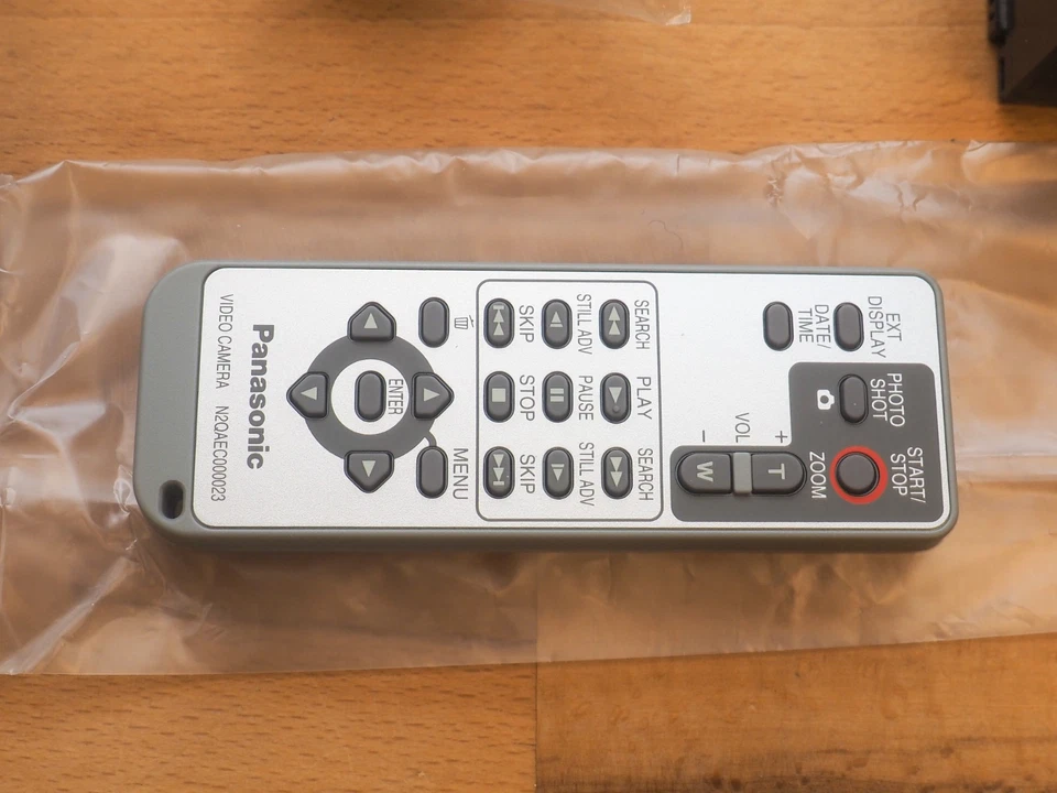 Panasonic SDR-H280 Hybrid HDD HARD DRIVE / SDHC CARD Video Camcorder - Boxed - Image 2 of 4