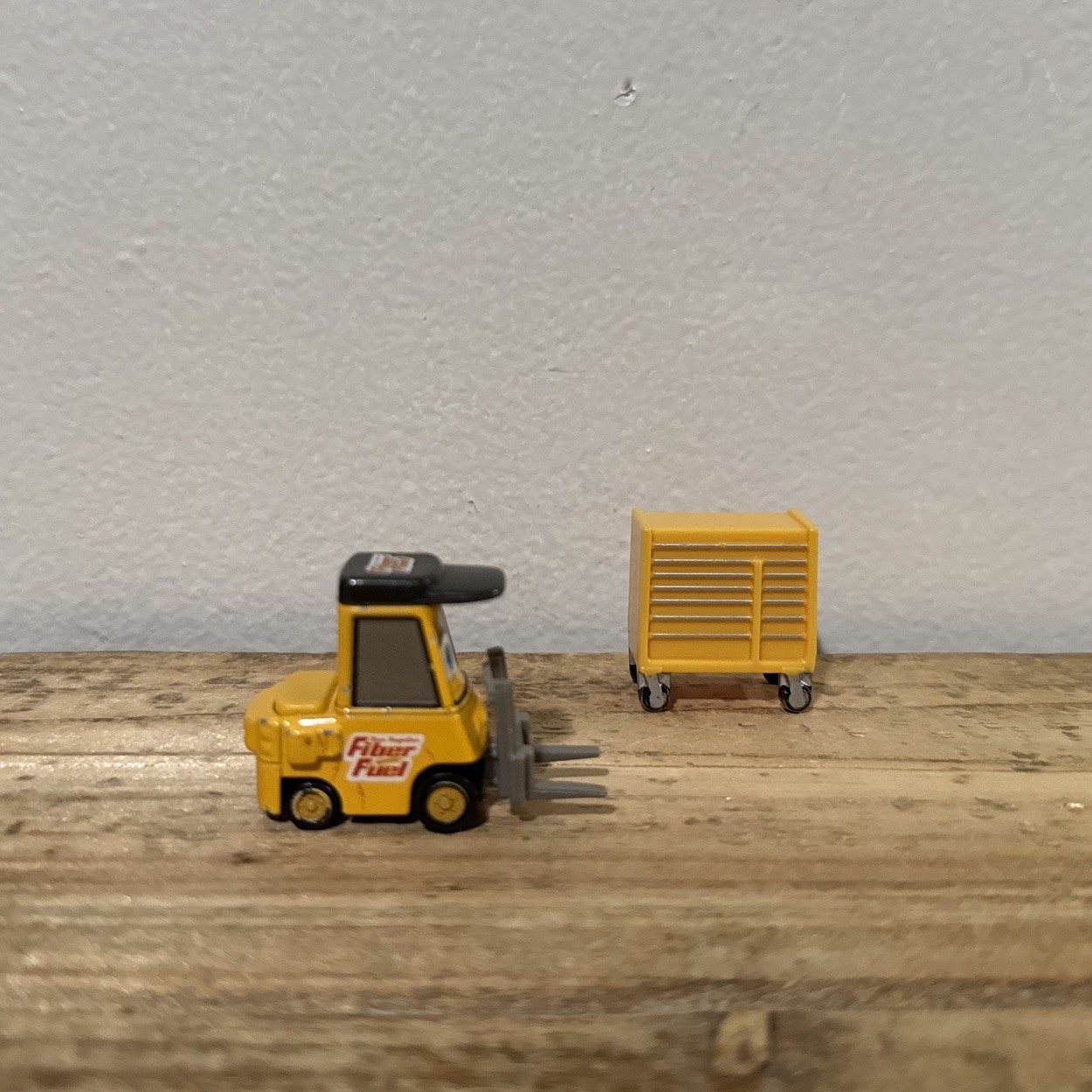 Picture 2 of 6