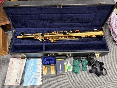 Yamaha Soprano Saxophone YSS-82Z Custom Z with numerous accessories.