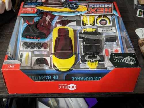 HEXBUG HEXMODS Pro Series Elite Rechargeable RC Tuner Car Buildable Scale Model - Picture 2 of 4