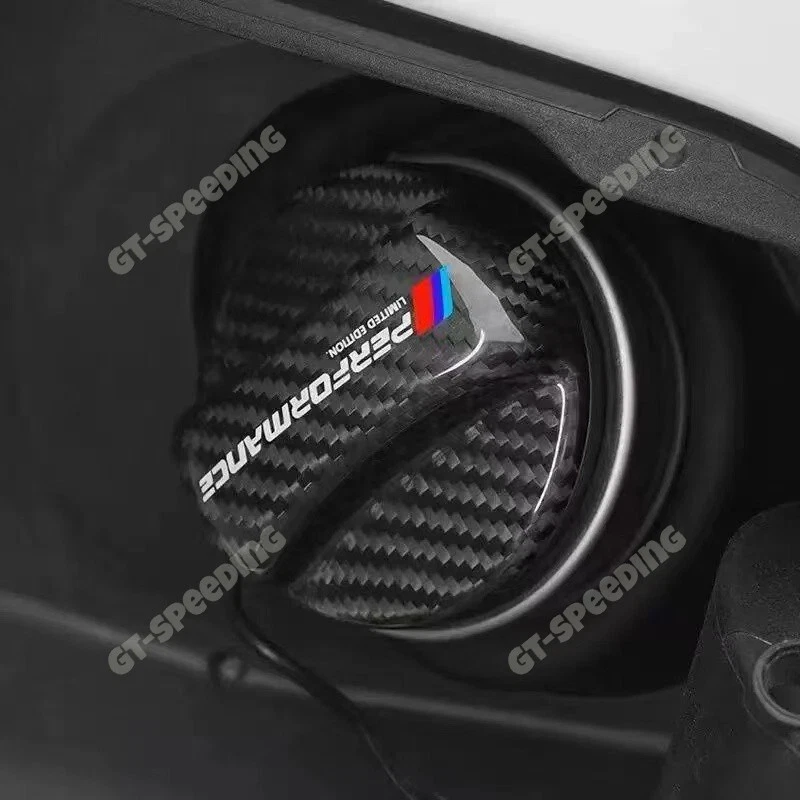 Cubierta de tapa de combustible de fibra de carbono para BMW Serie 4 F82 F83 F32 F33 F36 G82 G83 M4 Foto 3 de 4