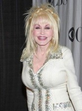 Dolly Parton Unsigned 7" x 5" Photo - Beautiful singer and actress *20
