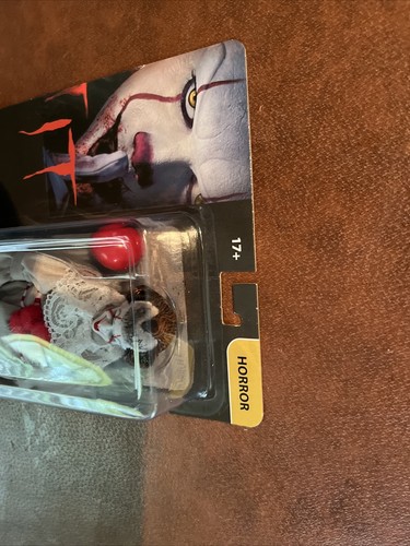 Pennywise with Balloon IT Movie 8" MEGO Actionfigur Horror NEU - Bild 2 von 5