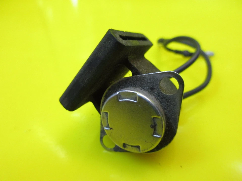 SENSOR INTERRUPTOR DE TEMPERATURA TÉRMICO YAMAHA ROYAL STAR VIRAGO 250 Foto 4 de 4