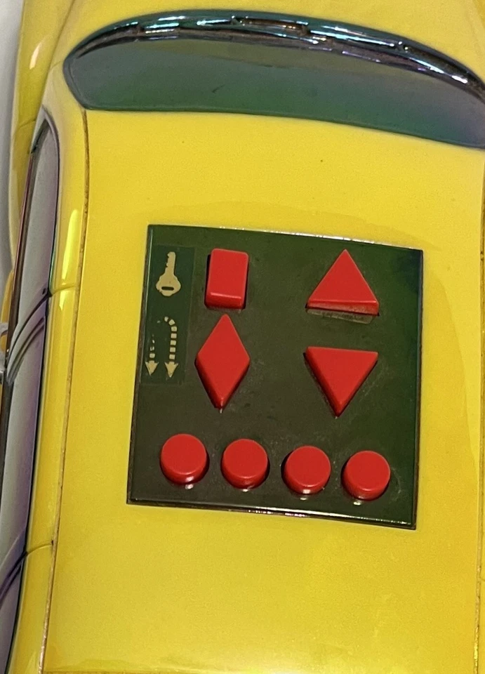 Chrysler PT CRUISER 2001 Amarillo Juguete State Road Ripper Sonidos Ruidos PROBADO FUNCIONA Foto 4 de 4