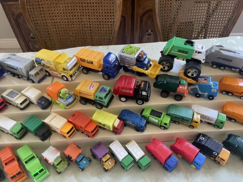 Matchbox Garbage & Recycling Trucks UPDATED Now My Whole Collection Of 78 Trucks - Picture 4 of 5