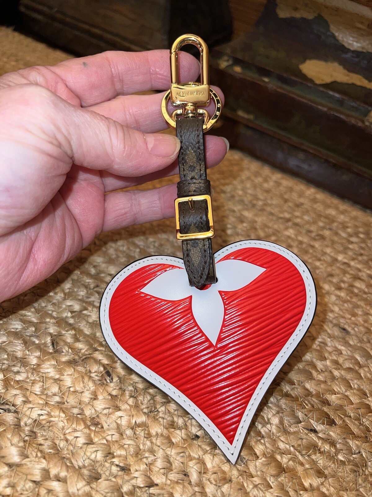 NEW LOUIS VUITTON “ HEART “ GAME ON Bag Charm Keychain + RECEIPT