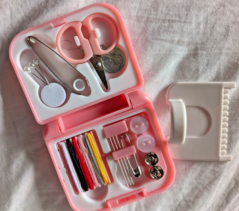 Lot of sewing kit and stitching tool - emergency mending NEW! sew buttons and ++