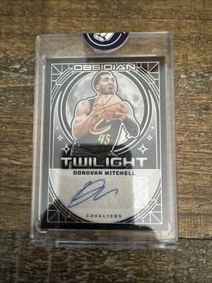 2023-24 Panini Obsidian Donovan Mitchell Twilight Signatures Auto /49 #TS-MIT