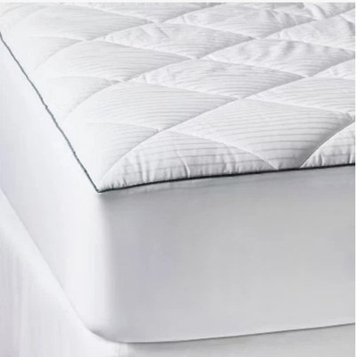 Casaluna Mattress Pad Waterproof Moisture-Wicking Cooling, Full