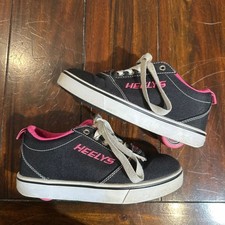 Heelys Pro 20 Black and Pink Skate Shoes