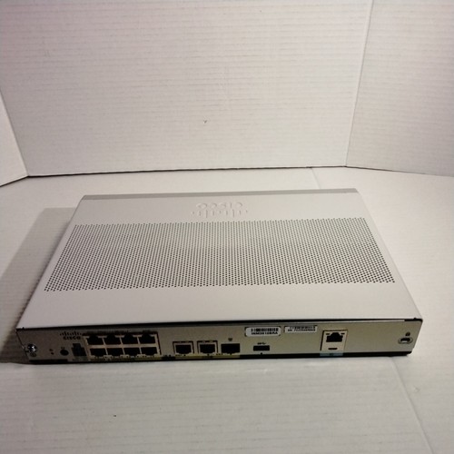 Cisco ISR 1100 Series C1111-8P Integrated Services Router - Photo 2/3
