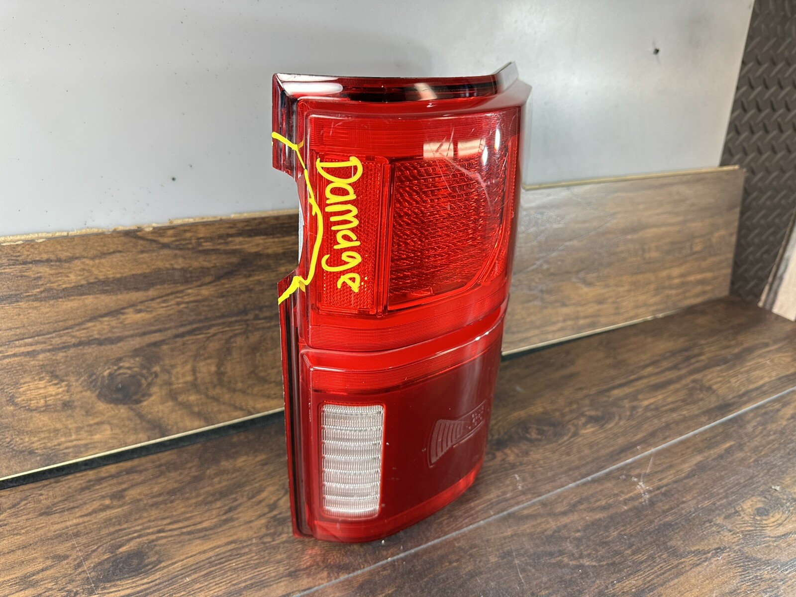 2018-2019-2020-ford-f150-right-side-tail-light-led-blind-spot-oem-only
