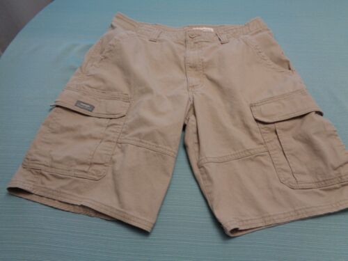 Wrangler  men's tan cargo shorts size 34 - Picture 1 of 4