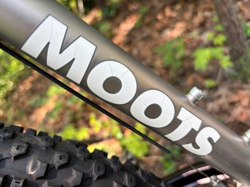 2003 Moots Rigormootis 17" Manitou Black / Mavic Crossmax MK1 / Race Face, MORE - Picture 12 of 24