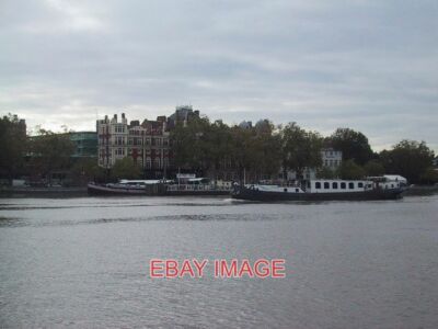 FOTO KAHNPASS PUTNEY PIER 2010