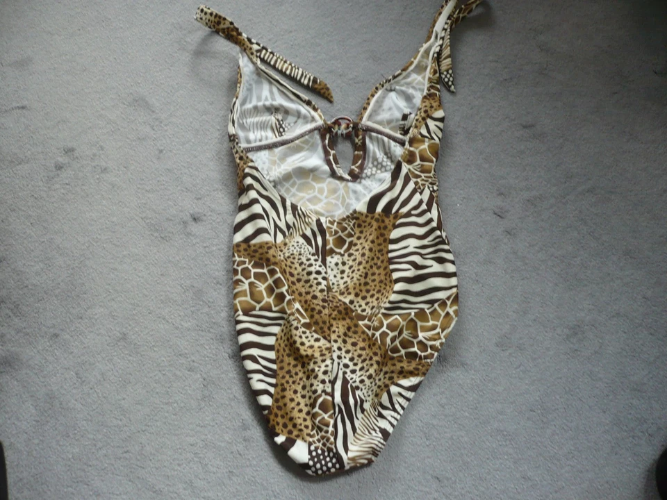 Desiree  Badeanzug Größe 38C - Bild 2 von 2