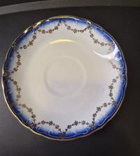 (Rare)40 pc Vintage Royle China Service for 6...