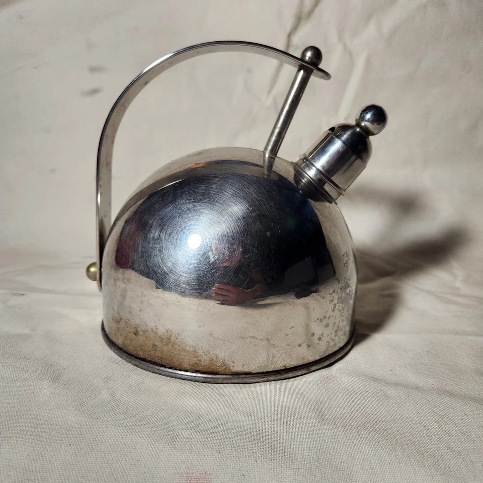 Tetera de acero inoxidable Cuisinart BA-165A de 2 cuartos - Usada Foto 2 de 4