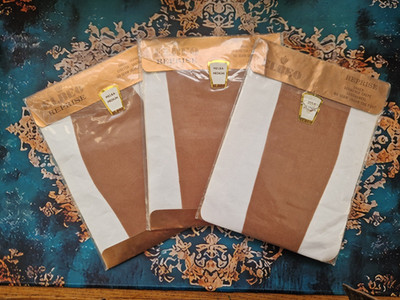Lot SA2, 3 Pairs Vintage Elbeo Reprise Stockings, Medium Melba & Inca