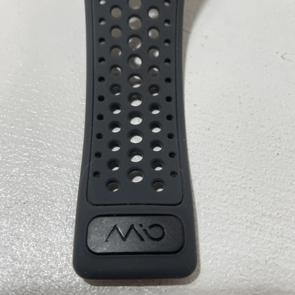 Monitor cardíaco Mio Alpha rastreador fitness (sem carregador) ótimo estado não testado! - Imagem 4 de 4