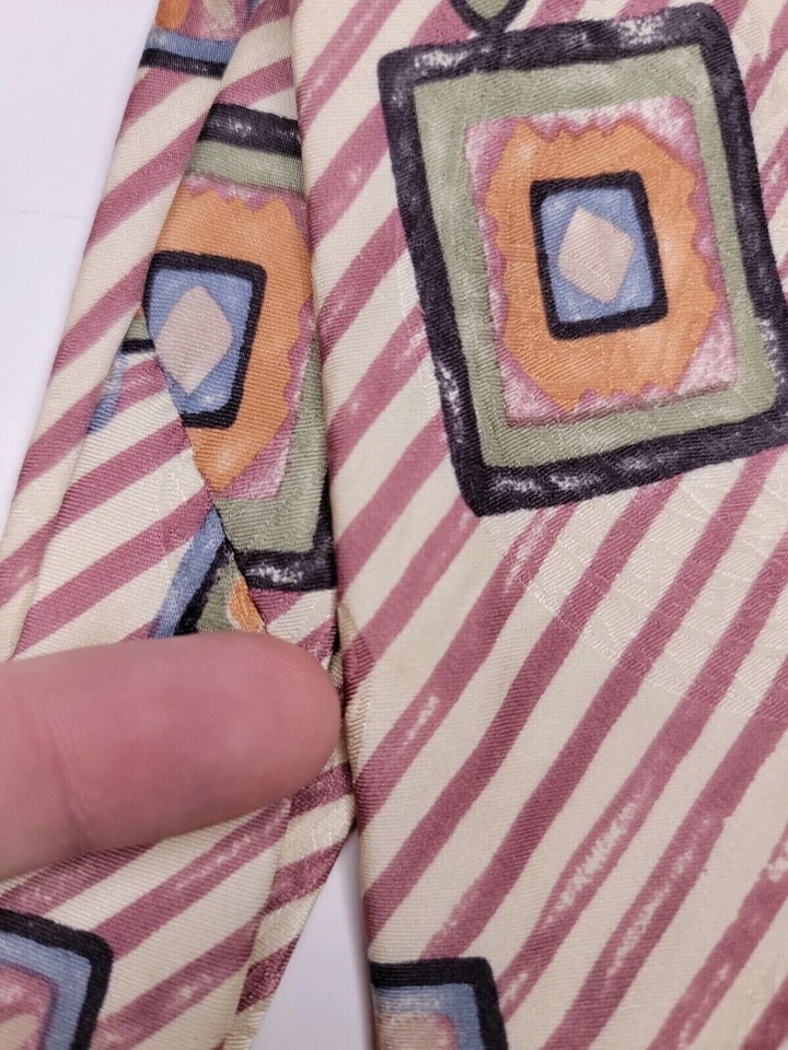 The Malibu Collection 男式正式领带 57"Lx3.75"W 奶油色/洋红色领带 — 第 2/4 张图片