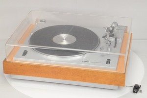 YAMAHA YP-700C Vintage Turntable Plattenspieler Holzsockel Japan getestet fun...