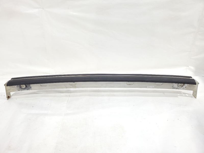 Rolls-Royce Silver Spur 1994 Rear Center bumper Chrome