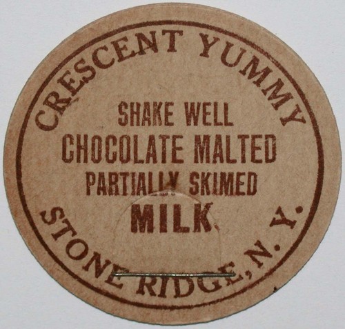 Vintage milk bottle cap CRESCENT YUMMY Chocolate Stone Ridge New York unused - Picture 2 of 2
