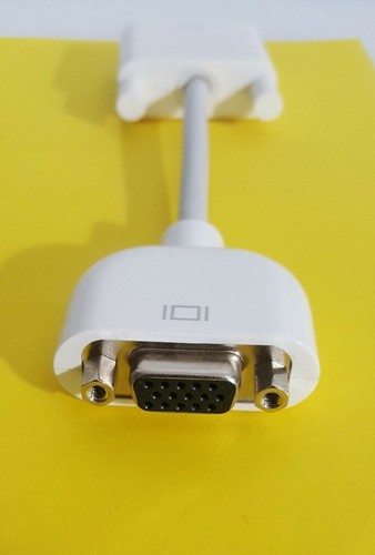 Genuine OEM Apple DVI to VGA Monitor Adapter - Used - Picture 2 of 4