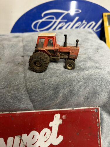 ERTL 1/64 Allis Chalmers 7080 Maroon Belly Custom Muddy - Picture 2 of 3