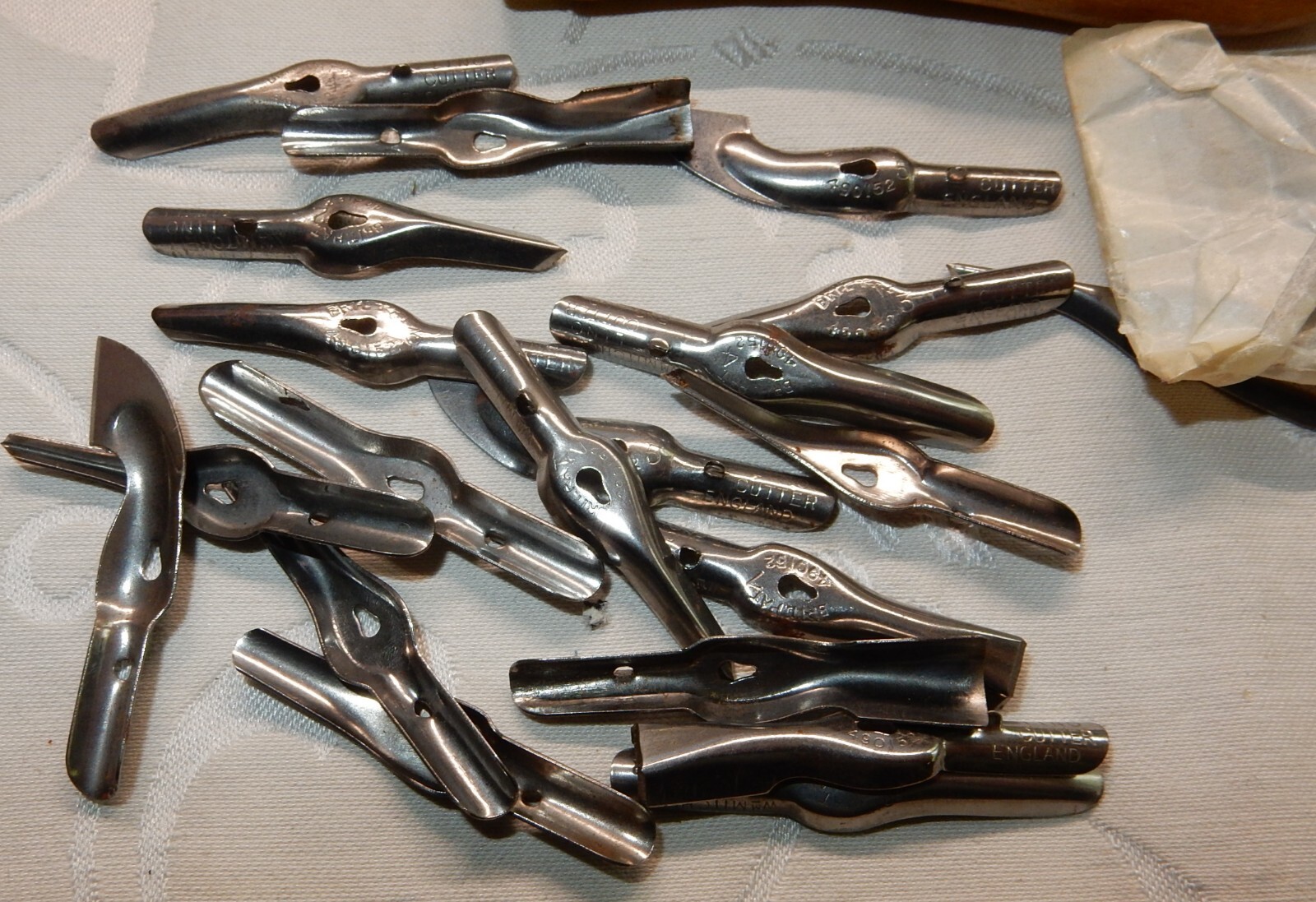 ANTIQUE WILLIAM MITHCELL SET No 454 LINO CUTTERS WITH HOLDER + BOX eBay