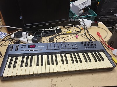 M-Audio Oxygen 49 (3. Gen) Keyboard - nicht vollständig getestet (Ref 6)