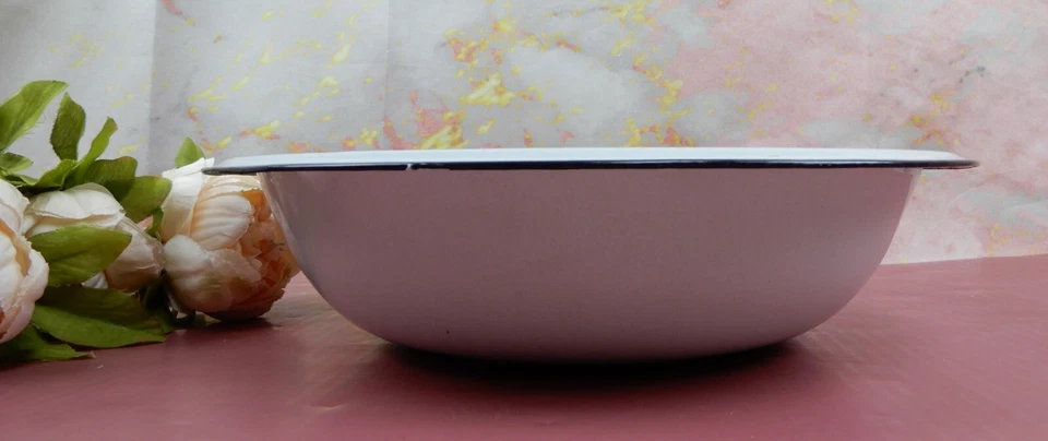 Enamelware Wash Basin Farmhouse Decor White with Black Rim and Hole for Hanging - Image 4 of 4