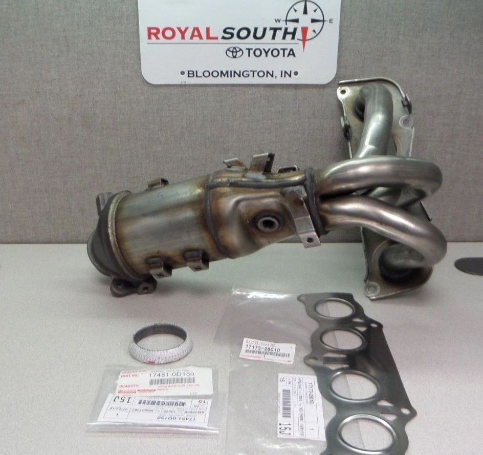 Colector convertidor catalítico Scion xB 2008-2015 2,4 L 2AZFE genuino OEM nuevo Foto 2 de 3