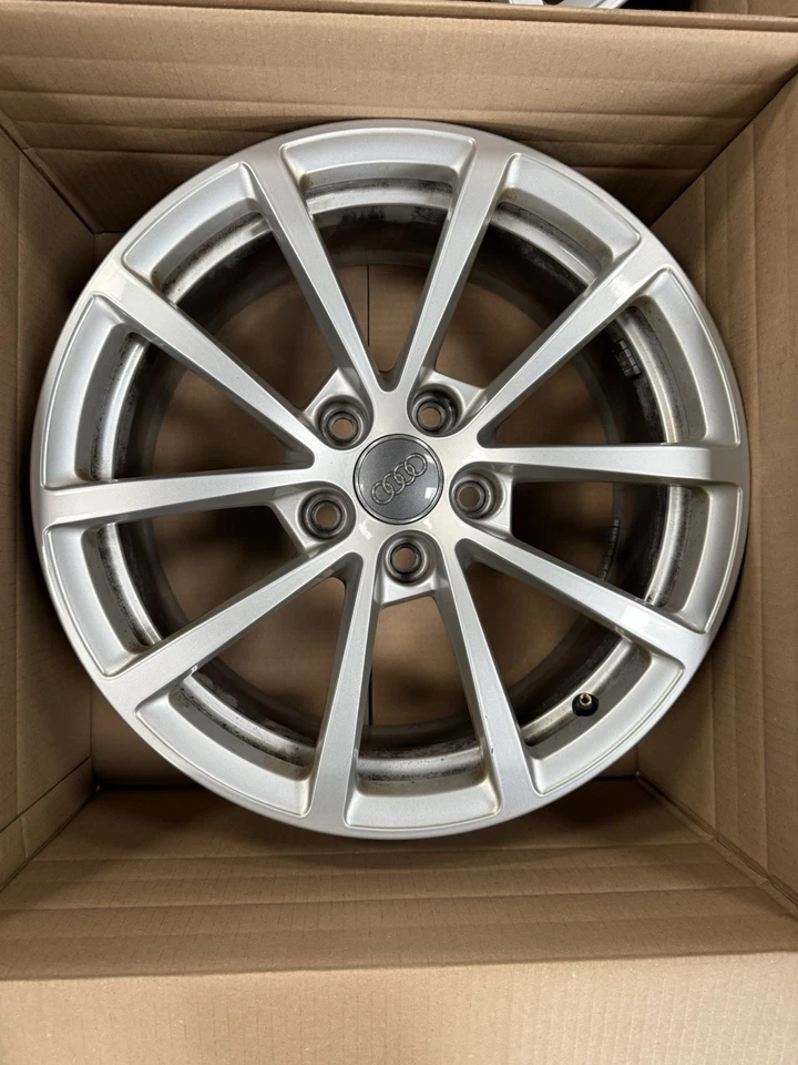 4x Audi A3 A4 A6 Q3 Q4 Q5 4K0601025 Alufelgen 7,5 X 17 Zoll ET36 17 Zoll S Line - Bild 4 von 4