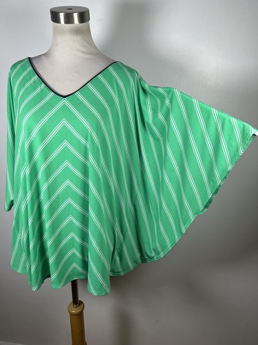 Camisa Top Susan Graver L Lg Verde Blanco Rayas Cuello en V Manga Ala de Murciélago Elastizada B3 - Imagen 4 de 7