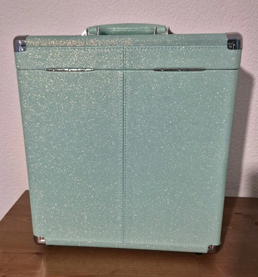 Taylor Swift The Life Of A Showgirl Vinyl Case  - Image 4 of 4