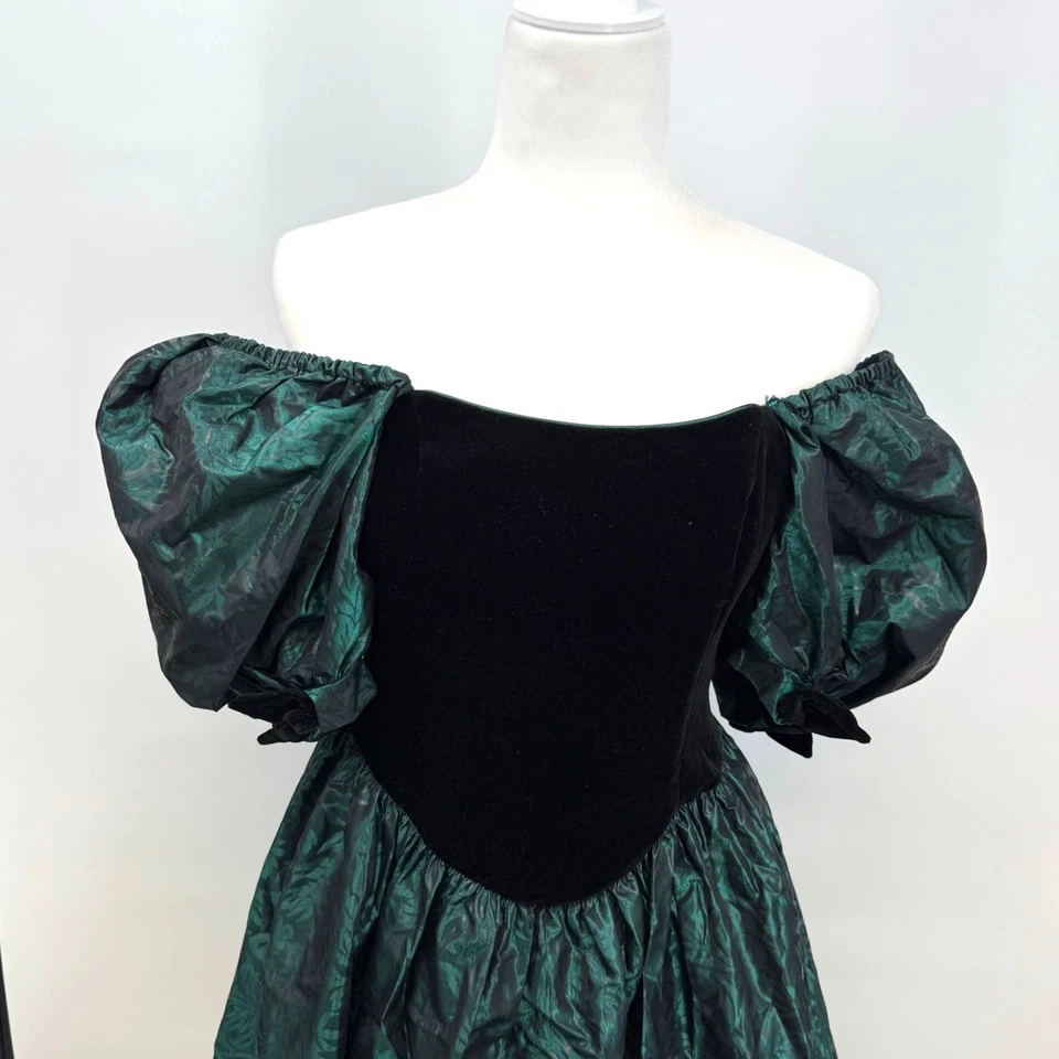 VTG 80s Laura Ashley Velvet Taffeta Gown Dress 12 Black Green Renaissance Goth - Image 3 of 4