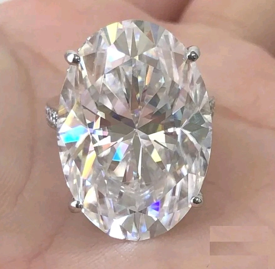 RARE 32 Ct Certified Treated Off White Diamond Engagement Ring In 925 Silver - Image 2 of 4