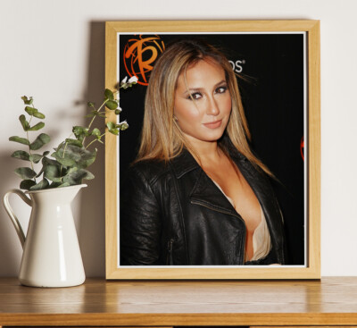 Adrienne Bailon: 10''x8'' professionelles Foto