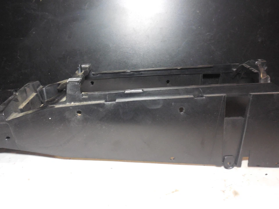 2007-13 Mercedes Benz S550 S600 Center Console Frame Housing 000075700 - Image 4 of 4