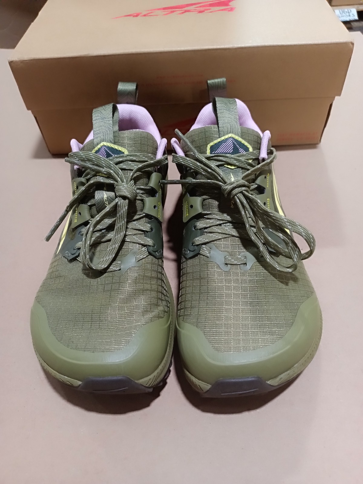 Usat comeo_altra nuovo_ sc daail trailng runni donn Lone Pe 8 iva olivarosa polverosa a