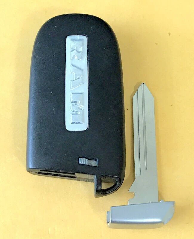 OEM 2013 2014 2015 2016 2017 2018 RAM 3500 LLAVE INTELIGENTE MANDO A DISTANCIA ARRANQUE 56046956 Foto 2 de 4