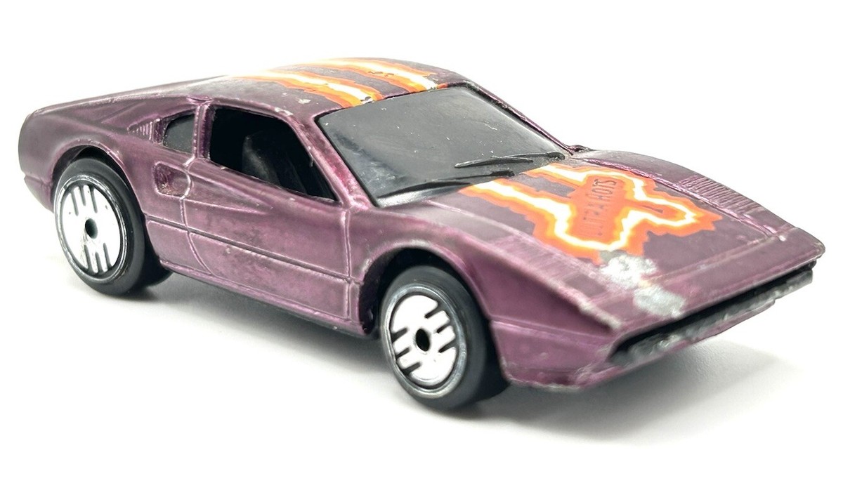 Hot Wheels Ferrari 308GTS セット Amazon.com: Hot Wheels 1996 RED Ferrari 308GTS #496 1:64