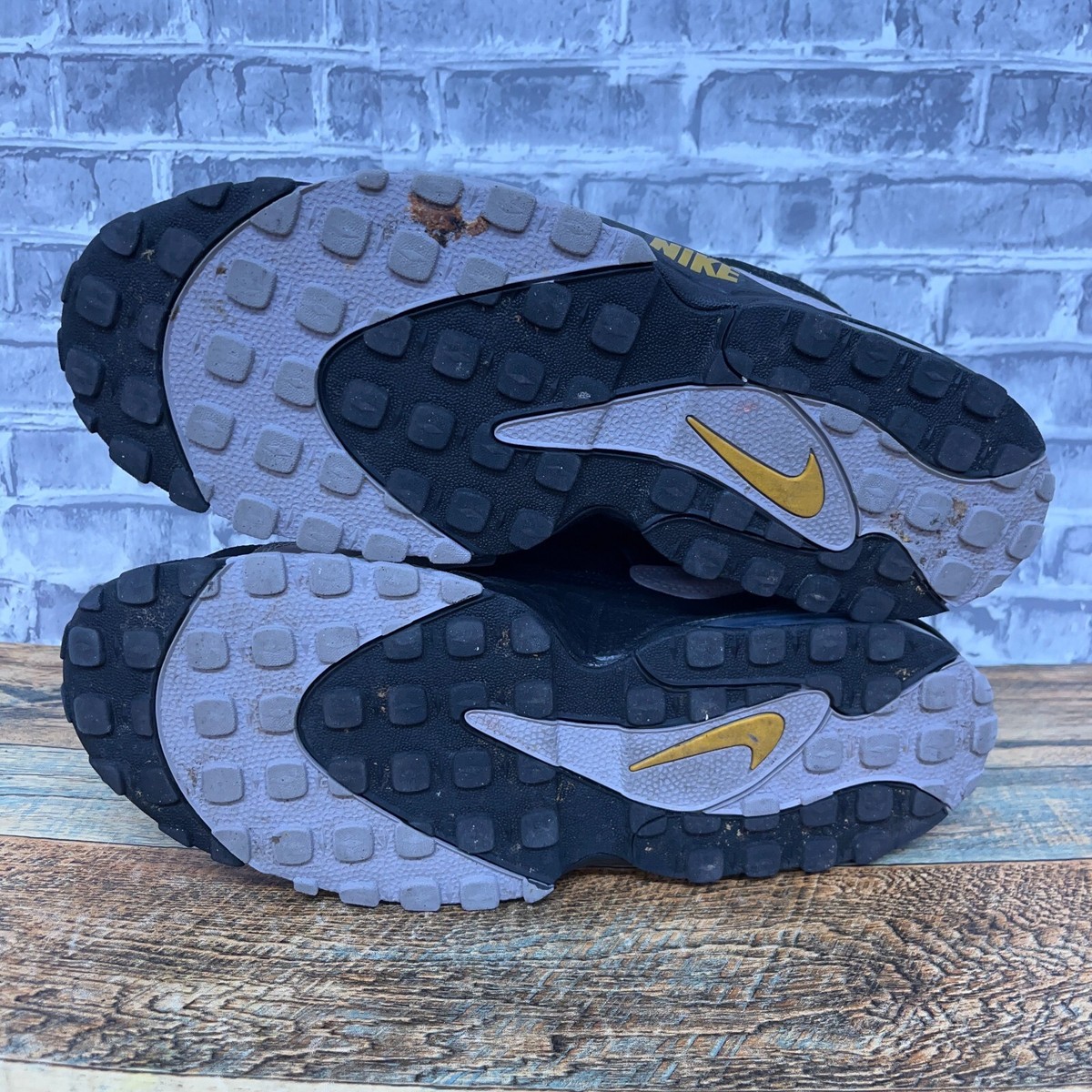 nike air max speed turf shoes in yellow black and gray