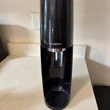 SodaStream Sparkling Water Maker Black w/ Bottle No CO2 Cylinder