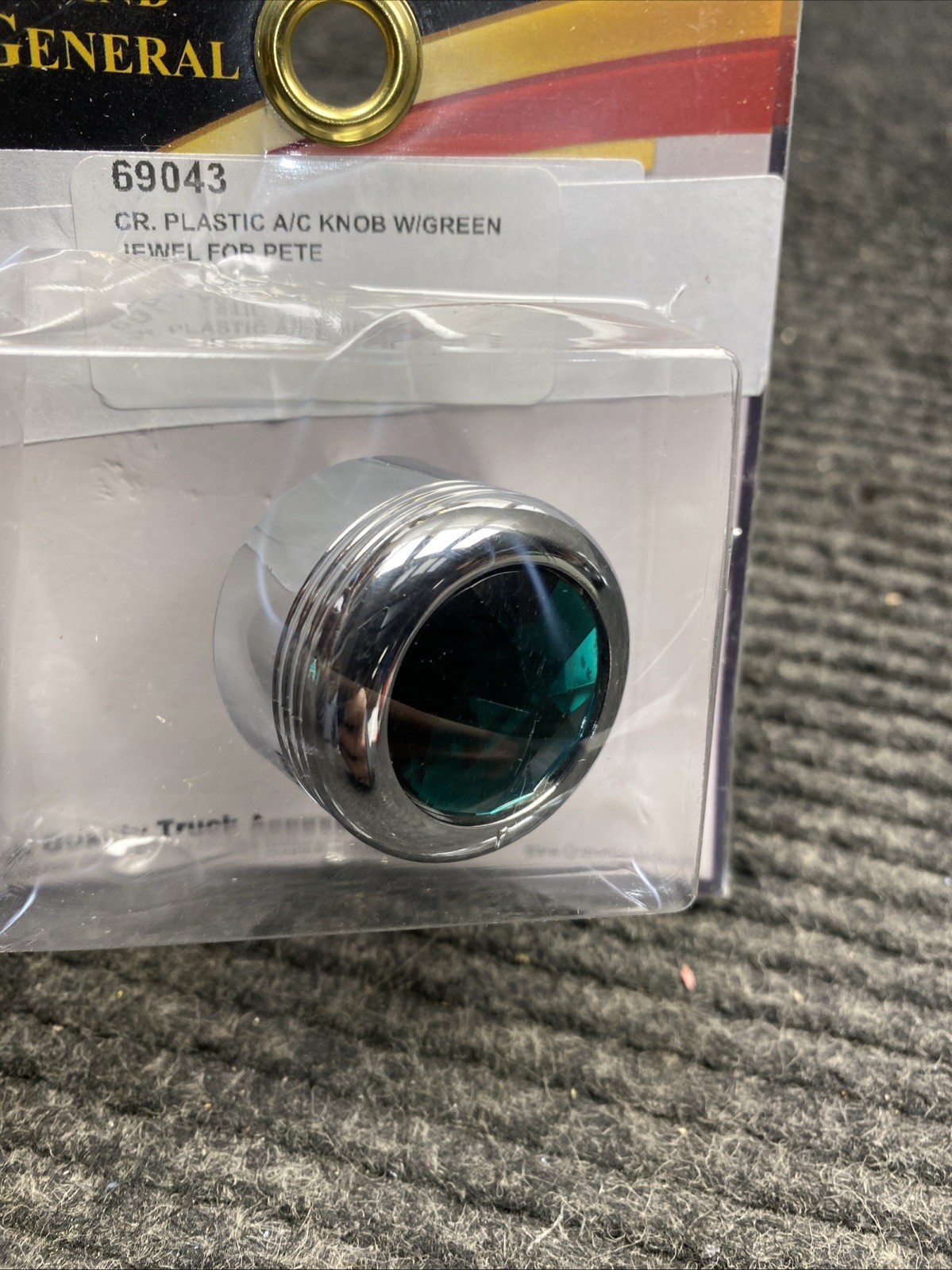 New GG Grand General CR Plastic A/C Heater Control Knob W/Green Jewel 69043
