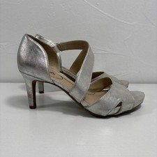 Life Stride Mega Heirloom Silver Met Woman  s Sz 9W Cushioned Strappy Heels CLEAN