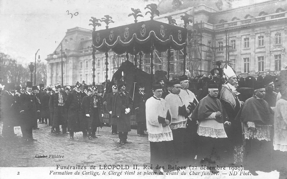 CPA BELGIQUE / FUNERAILLES DE LEOPOLD II / EN 1909 / FORMATION DU CORTEGE - Photo 1/1